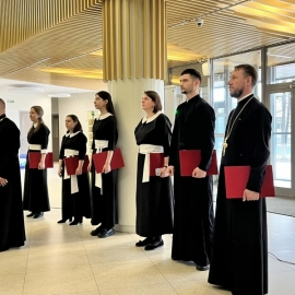 Хор Кузбасской духовной семинарии в "Интеллект Академии"